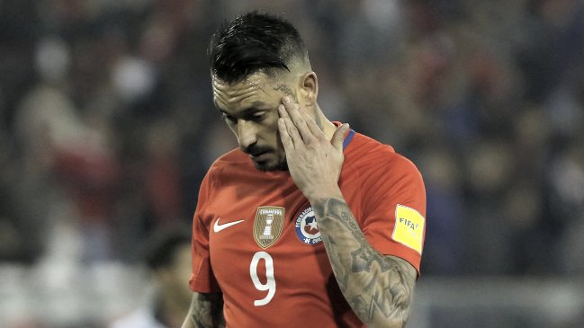 Mauricio Pinilla: Hay que olvidarnos de los logros del pasado para seguir trabajando