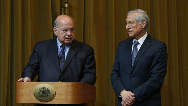 Canciller por Insulza: Es incompatible ser agente y candidato, pero él aún no es presidenciable