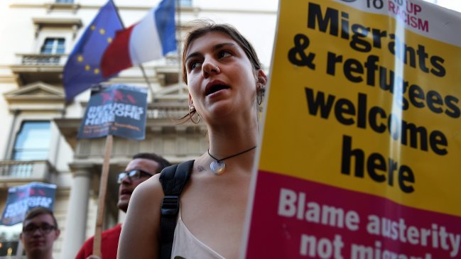 Reino Unido levantará un muro de cuatro metros para frenar a inmigrantes