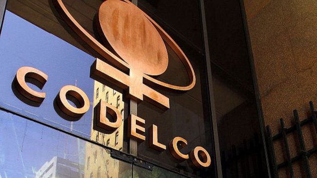 Codelco suspendió temporalmente actividades en Salvador por huelga