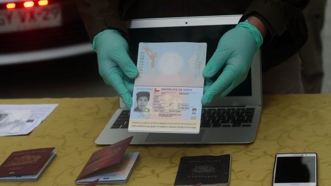 Carabineros detuvo a banda que inscribía a extranjeros de forma irregular