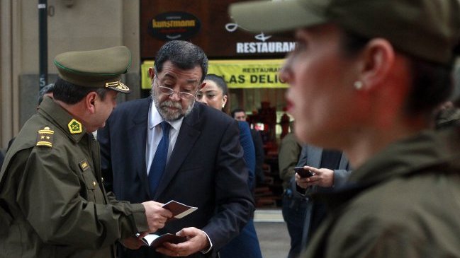 Aleuy respaldó operativo por cabo que se parapetó y dijo que lo investigan por varios delitos