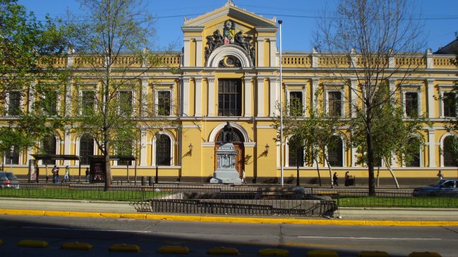 Con poesías homenajean a las víctimas de la dictadura