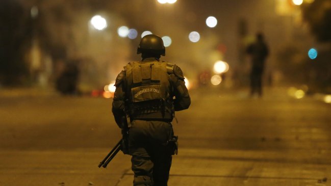 Carabinero resultó herido de bala durante conmemoración del 11 de septiembre