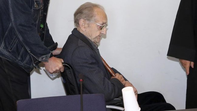 Alemania enjuicia a ex enfermero nazi de 95 años por 3.681 muertes en Auschwitz