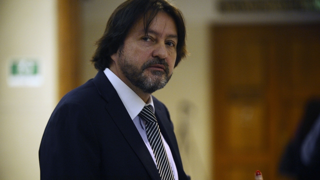 Jiménez: Si terminamos con los privilegios, no habría porque cerrar Punta Peuco