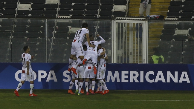 Arbitro uruguayo Jonathan Fuentes dirigirá el partido entre Palestino y Flamengo por la Copa Sudamericana