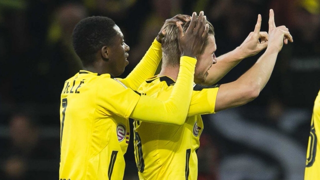 Borussia Dortmund triunfó ante Friburgo y le metió presión a Bayern Munich