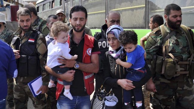 Al menos 25 muertos en nuevos bombardeos a los barrios opositores de Alepo