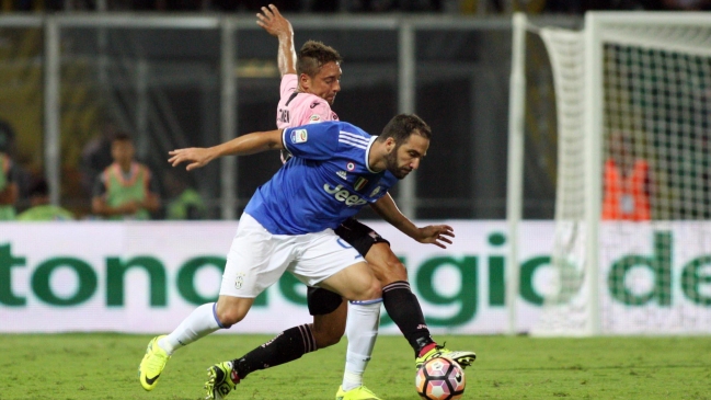 Juventus sacó ventaja en la liga italiana con victoria a domicilio sobre Palermo