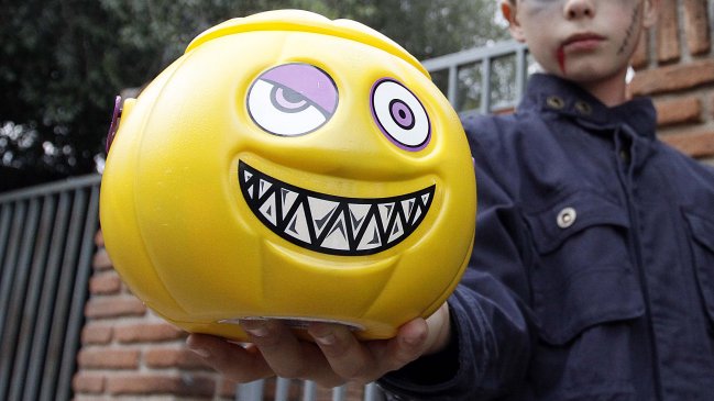 Etiquetado: Cambian calabazas de Halloween y Coca Cola defiende al Viejo Pascuero