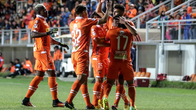Cobreloa se dio un festín con Rangers y despegó del fondo de la tabla