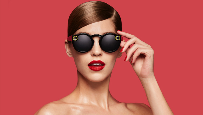 Snapchat lanza nuevo dispositivo y cambia de nombre