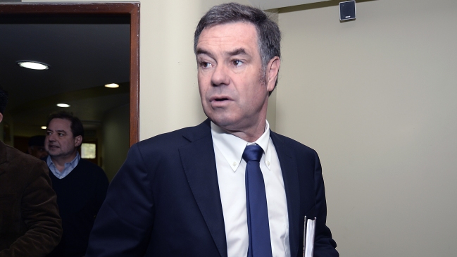 Ossandón criticó manual de sexualidad: 