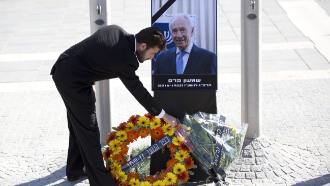 El presidente palestino Mahmud Abás asistirá al funeral de Shimon Peres