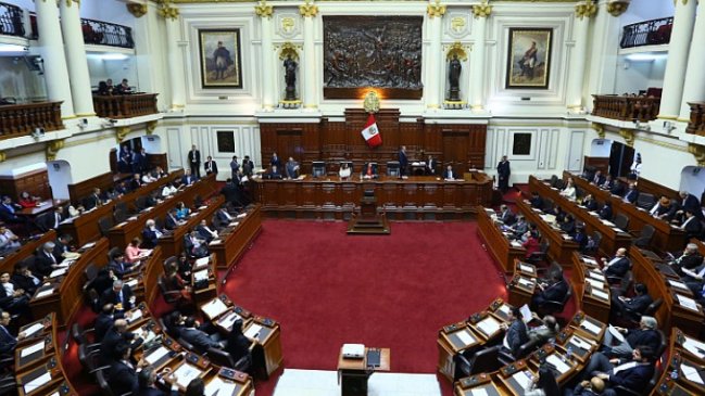 Congreso peruano otorgó facultades legislativas al Gobierno durante 90 días