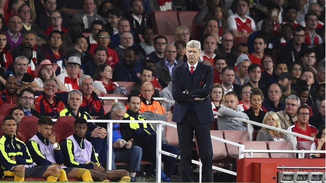 Arsene Wenger deja abierta la puerta a dirigir la selección inglesa