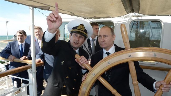 Putin suspendió tratado con EE.UU. sobre reconversión de plutonio militar