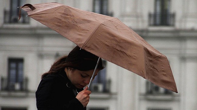 Lluvia primaveral cayó esta madrugada en la capital