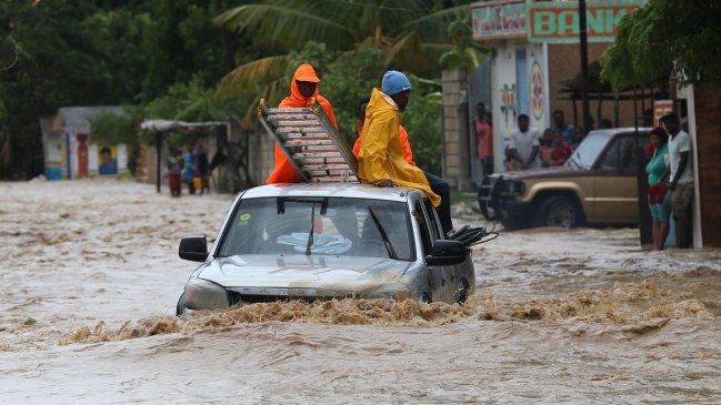 Nueve personas murieron en Haití por paso del Huracán Matthew que se acerca a Florida