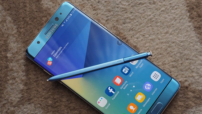 Samsung examinará el Note 7 incendiado en un avión de EE.UU.