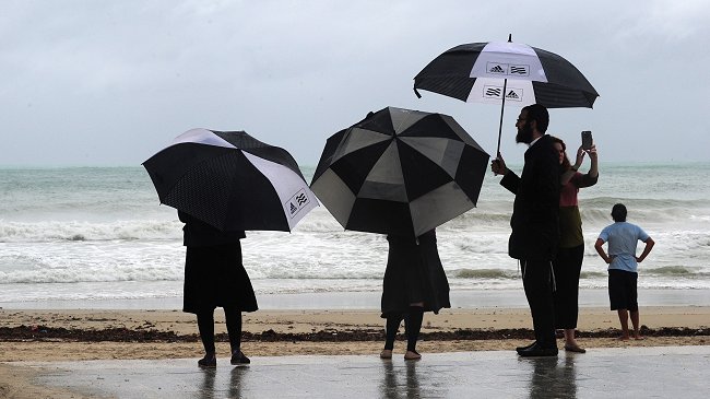 Miami se libró del huracán Matthew, pero sigue la alerta