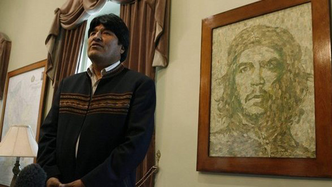 Evo Morales inaugura centro cultural dedicado al 