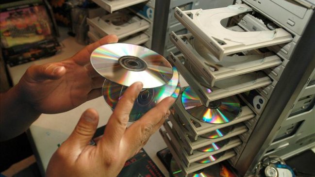 PDI detuvo a mujer con más de 17.000 películas pirateadas en Quilicura