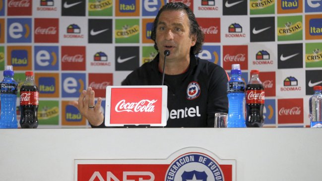 Juan Antonio Pizzi: No hay relajo, los jugadores entrenan con intensidad y quieren ganar
