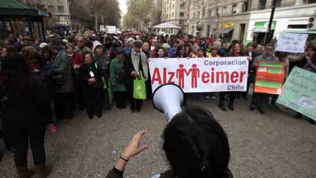 Científicos logran prevenir el Alzheimer mediante inyección de gen en el cerebro
