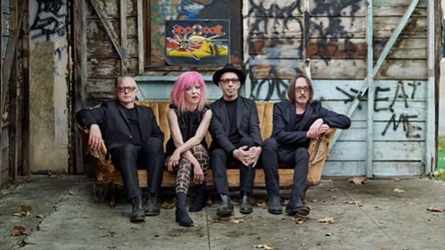 Garbage sumó nuevo show en Santiago