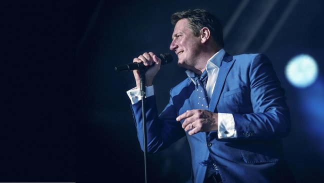 Vocalista de la banda ochentera Spandau Ballet se presentará en Chile