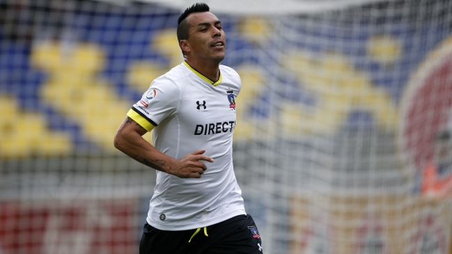 Esteban Paredes: Si me toca quedarme bien, si no trataré de buscar nuevos rumbos