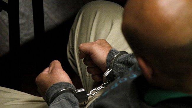 Comenzó juicio oral contra acusado de femicidio, homicidio e incendio en Puente Alto