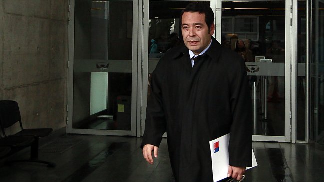 Gobierno saca a Luis Acevedo de la dirección del Registro Civil