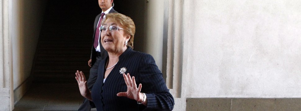 Bachelet: Responsabilizar de resultados a tres o cuatro personas es superficial
