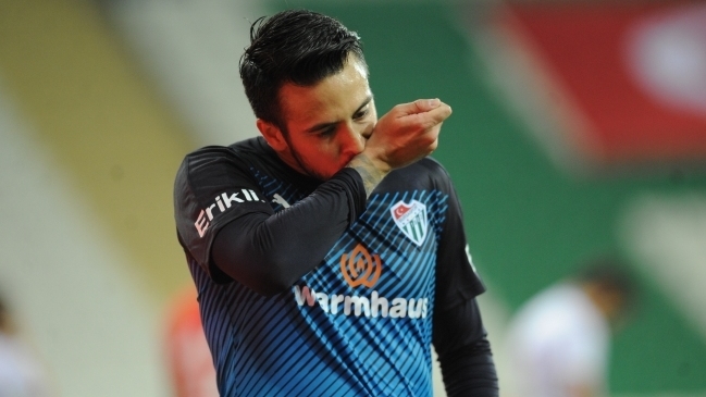 Cristóbal Jorquera abrió la ruta para el avance de Bursaspor en la Copa de Turquía