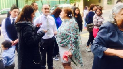   Novia desafía paro del Registro Civil: 