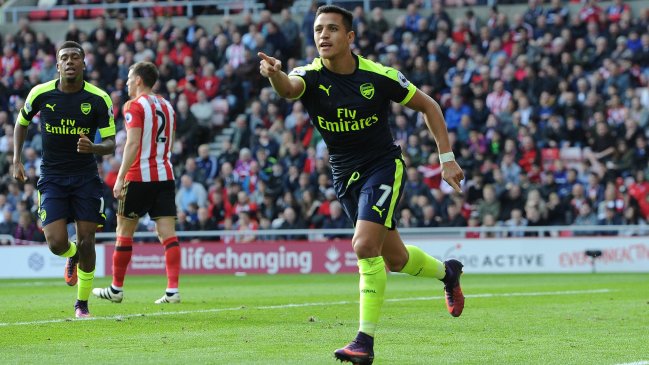 Arsenal contó con un inspirado Alexis Sánchez para superar a Sunderland en la liga inglesa