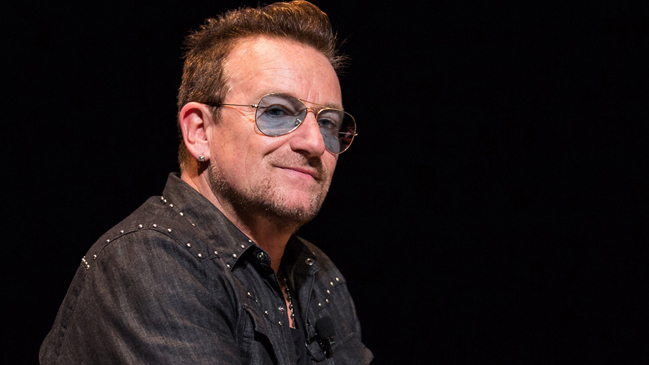Bono fue nombrado como la Mujer del Año por revista Glamour