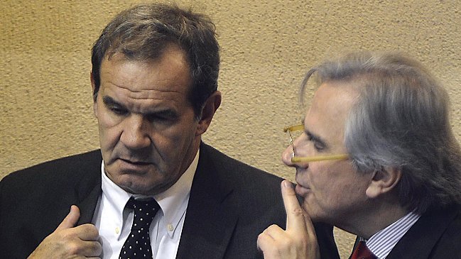 Ley de Identidad de Género enfrenta a Allamand y Moreira con el Movilh e Iguales