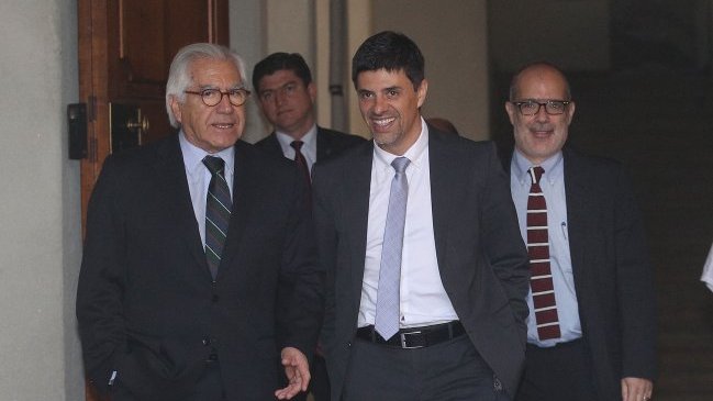 Con la DC incluida, Gobierno y Nueva Mayoría realizan comité extraordinario en La Moneda