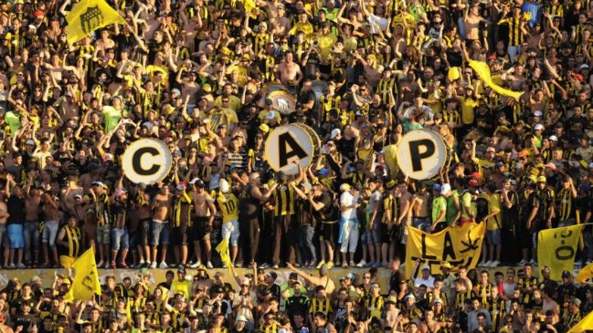 Fecha de torneo uruguayo fue suspendida por muerte de hincha de Peñarol