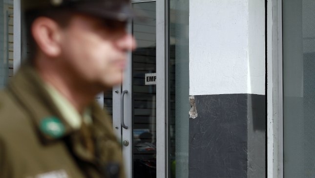 Formalizan a tres ex carabineros por malversación de caudales públicos