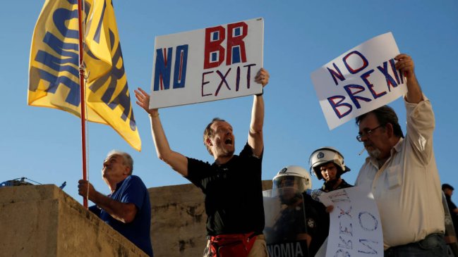 Fiscalía británica estudia si la campaña del 