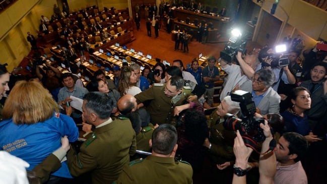 Funcionarios públicos acusaron 