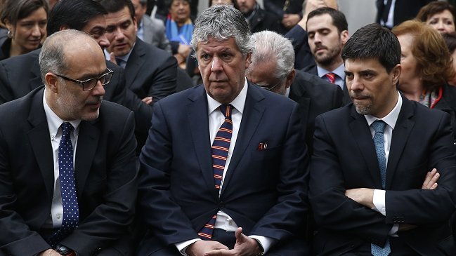 Reajuste del sector público: Dispersión oficialista infligió dura derrota al Gobierno