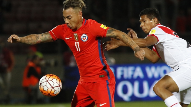 Eduardo Vargas comandará ofensiva de Chile ante ausencia de Alexis