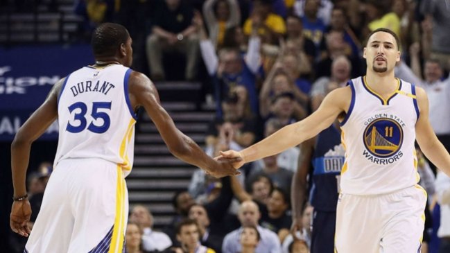Klay Thompson encendió el ataque de los Warriors ante Dallas