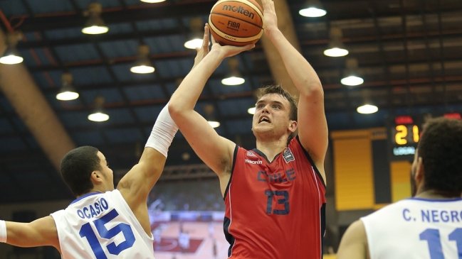 Chileno Felipe Haase se unió a equipo del baloncesto universitario de EE.UU.